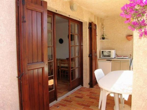 Appartement Le Lavandou, 2 pièces, 4 personnes - FR-1-251-415